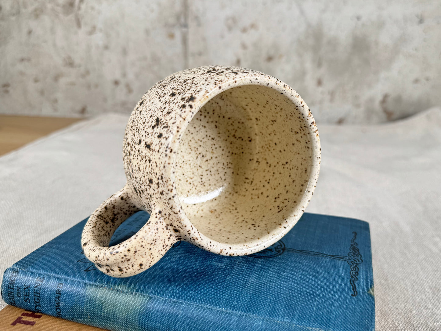 12 oz Coffee Mug, Cookies & Cream