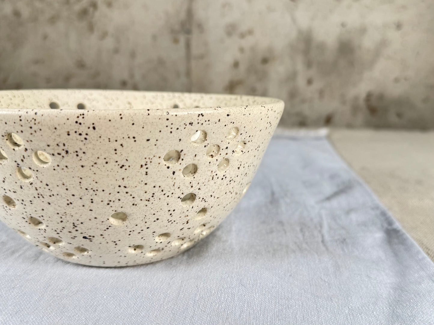 Large Berry Bowl / Colander, White Speckle
