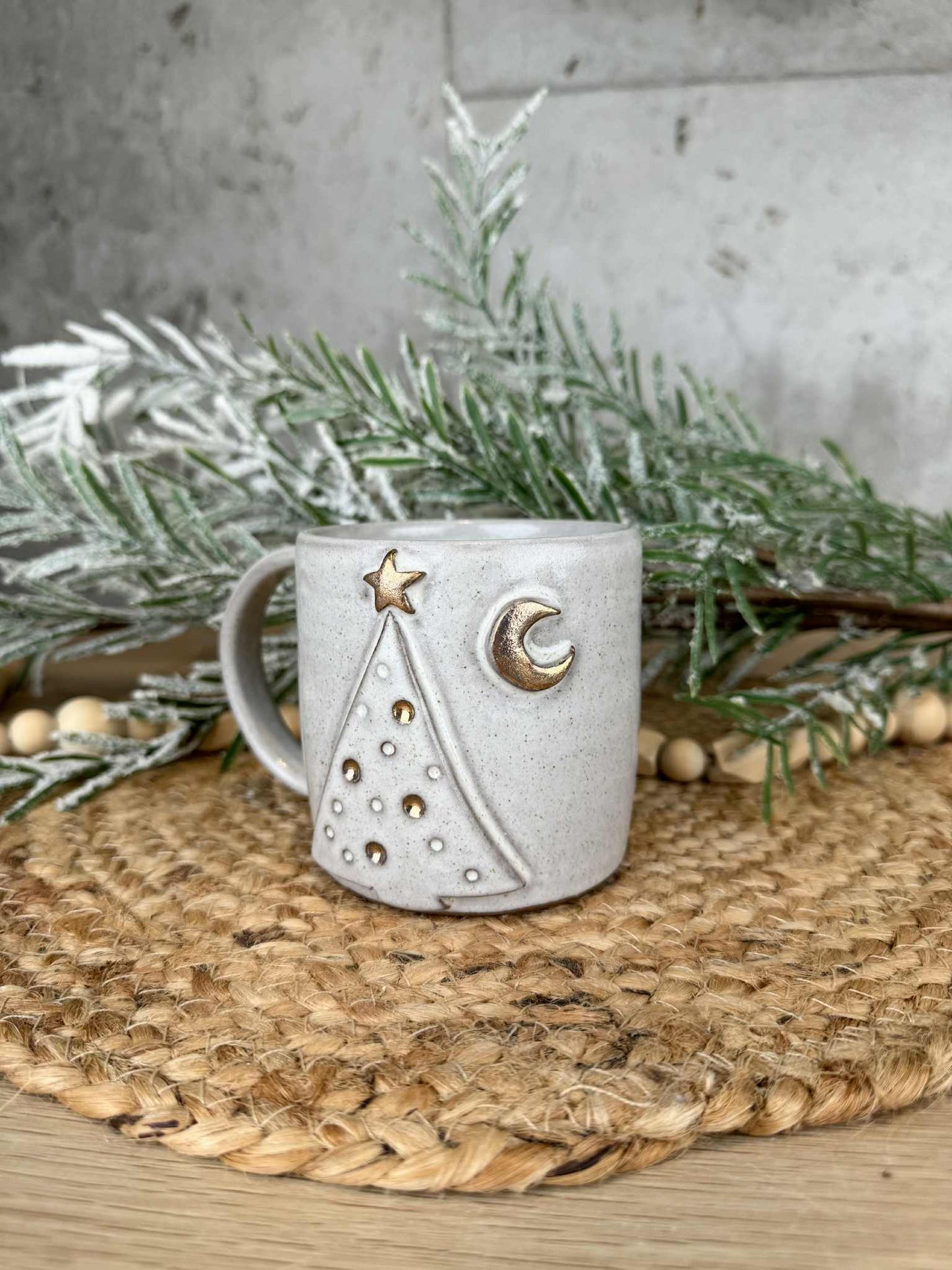 12oz White and Gold Holiday Mug