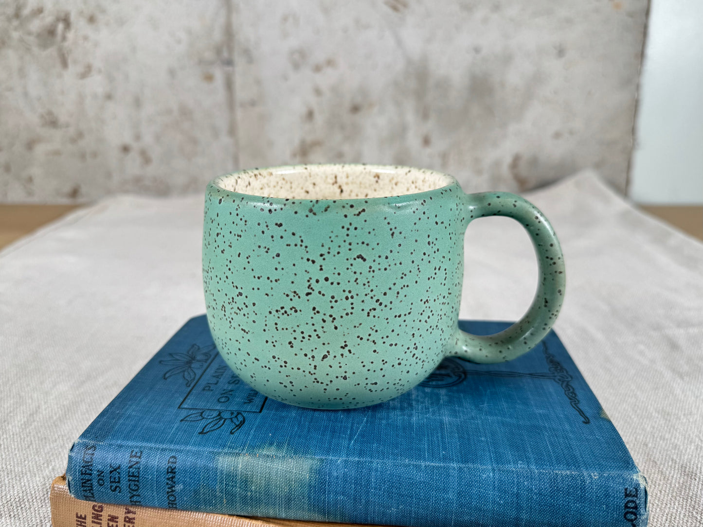 12 oz Coffee Mug, Matte Green