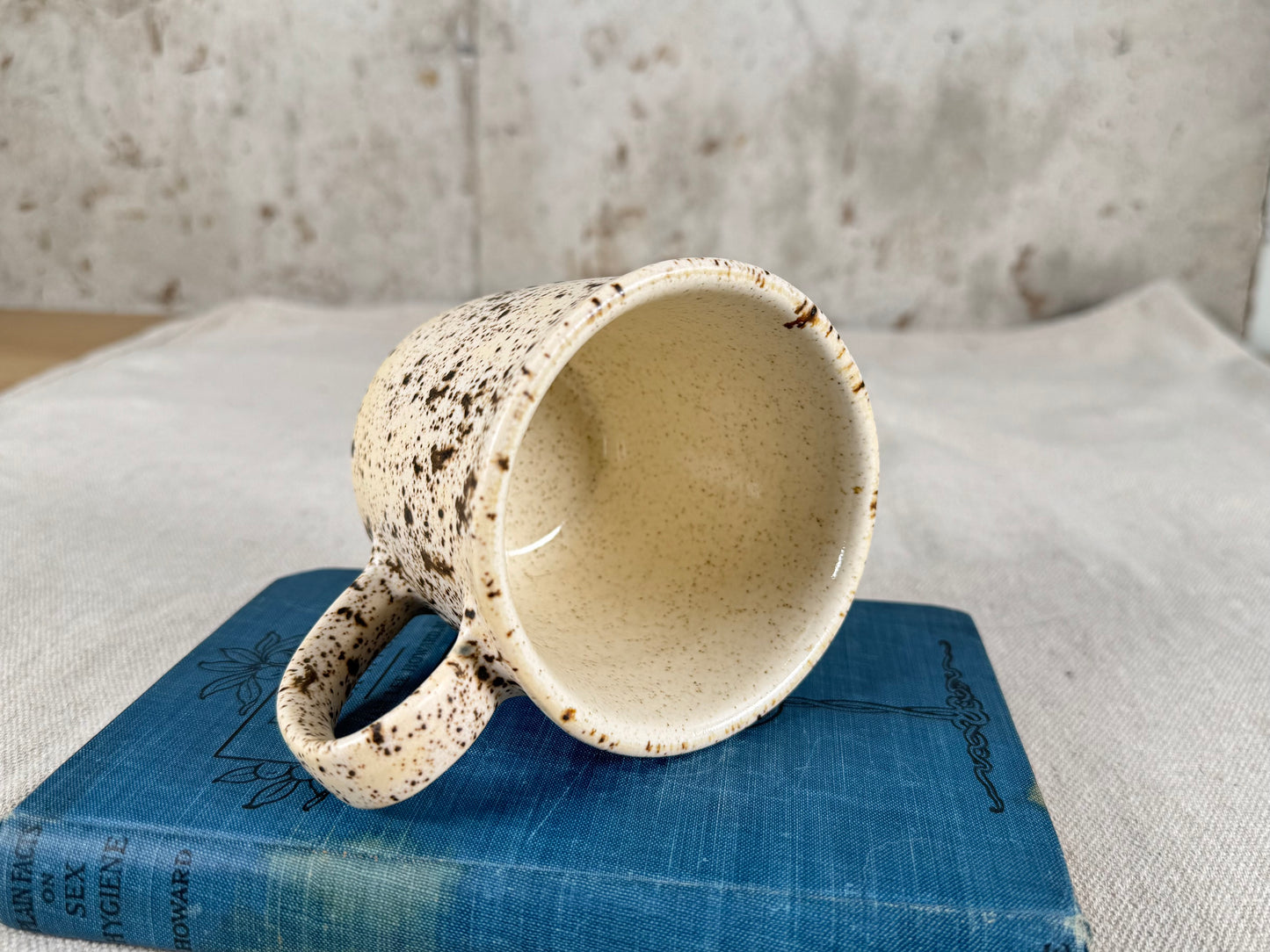 14 oz Coffee Mug, Cookies & Cream