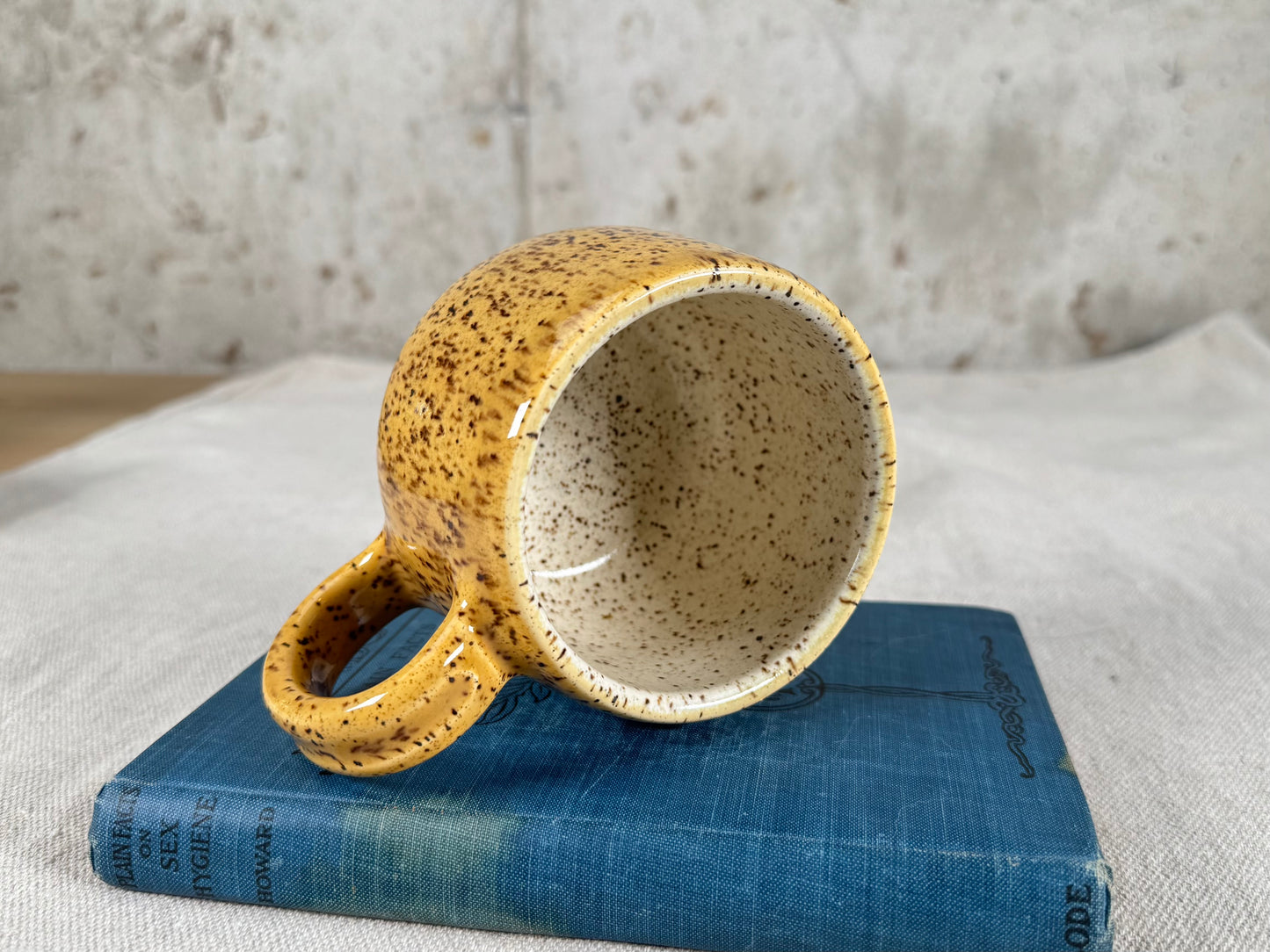 12 oz Coffee Mug, Honey Yellow