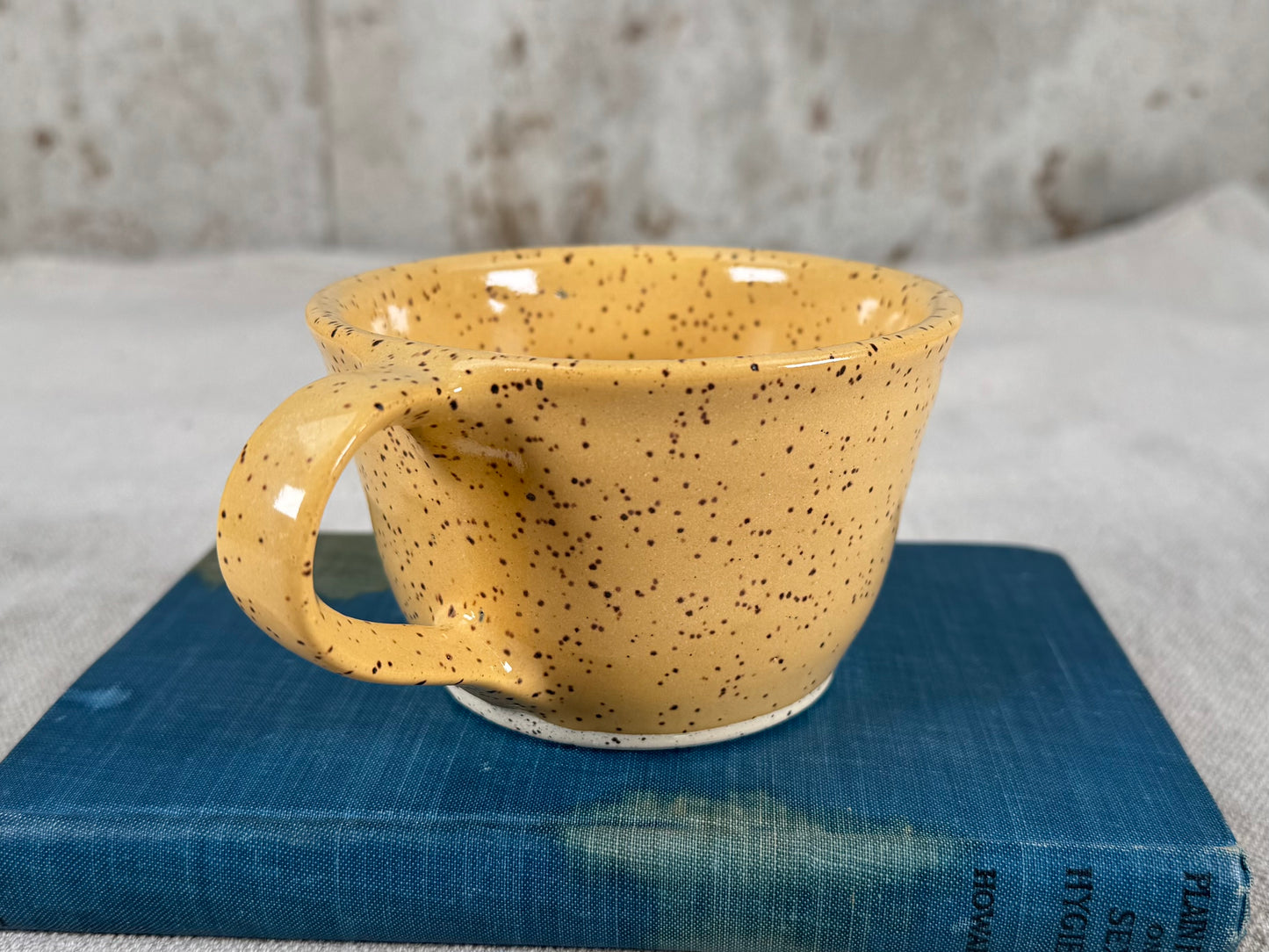 Speckled Yellow 8 oz Tea Cup