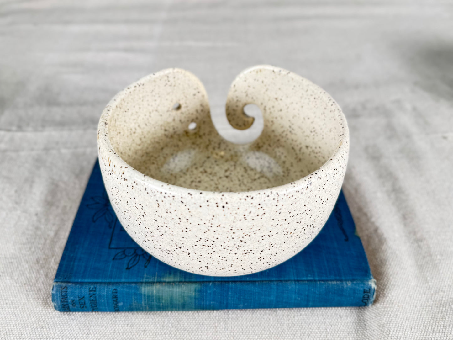 Yarn Bowl, Eggshell White Speckle