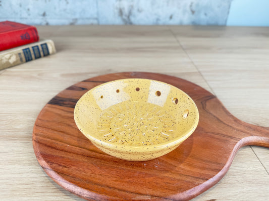 Yellow Speckle Ceramic Herb Stripper and Garlic Dish
