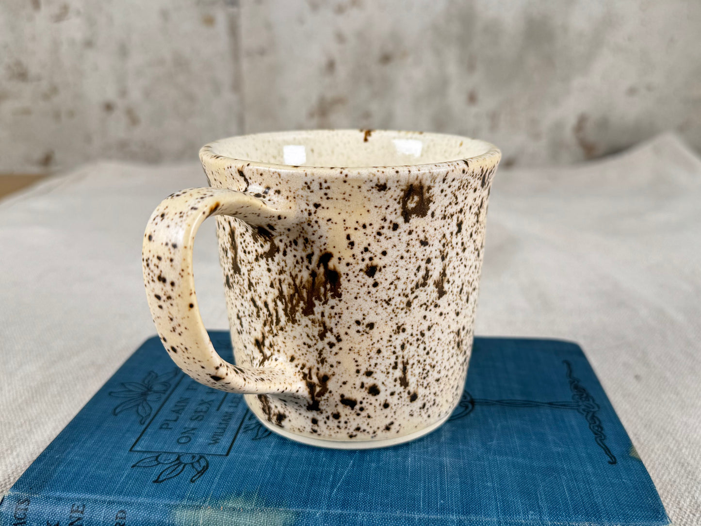 14 oz Coffee Mug, Cookies & Cream
